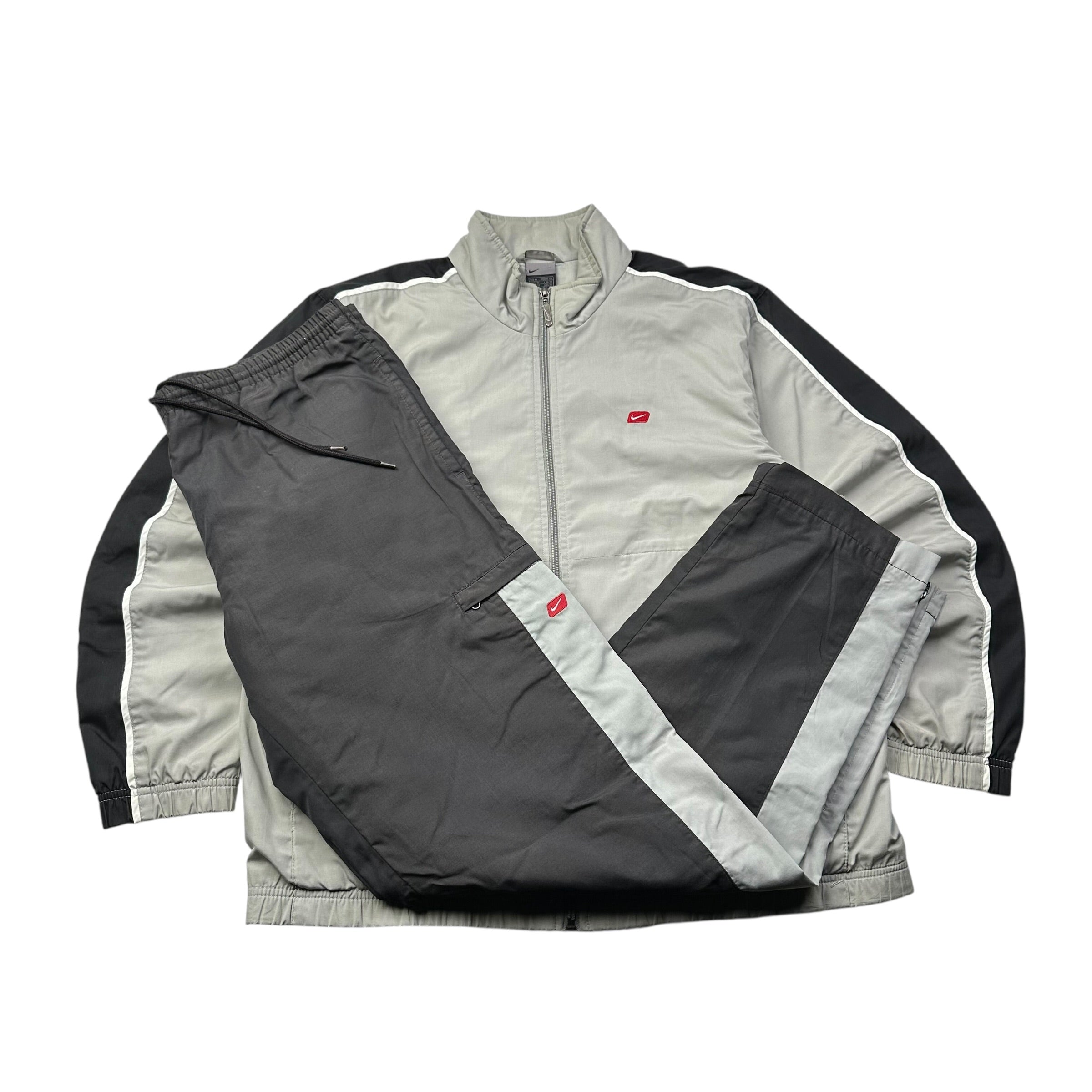 Nike Tracksuit (M)