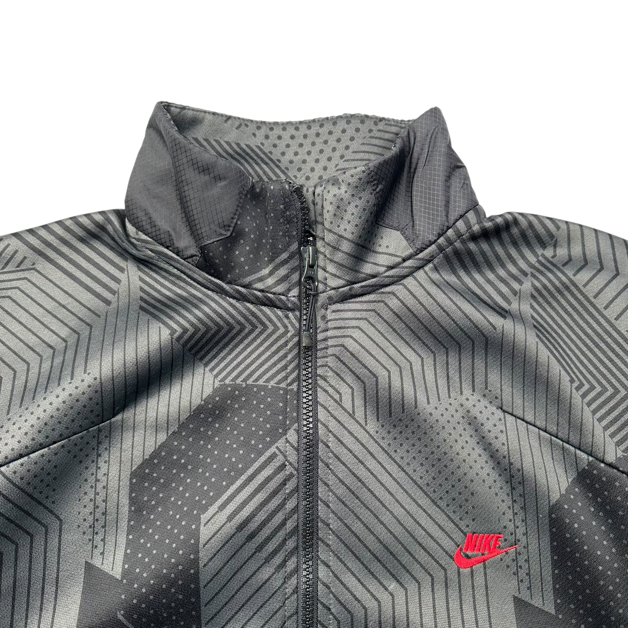 Nike Air Tracksuit (XL)