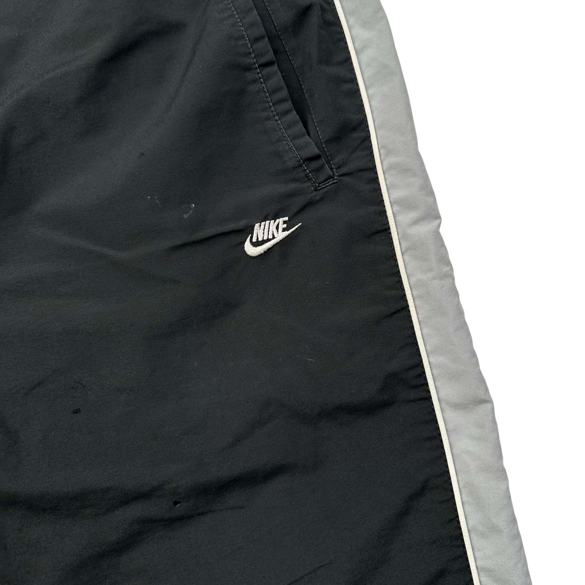Nike Tracksuit (XL)