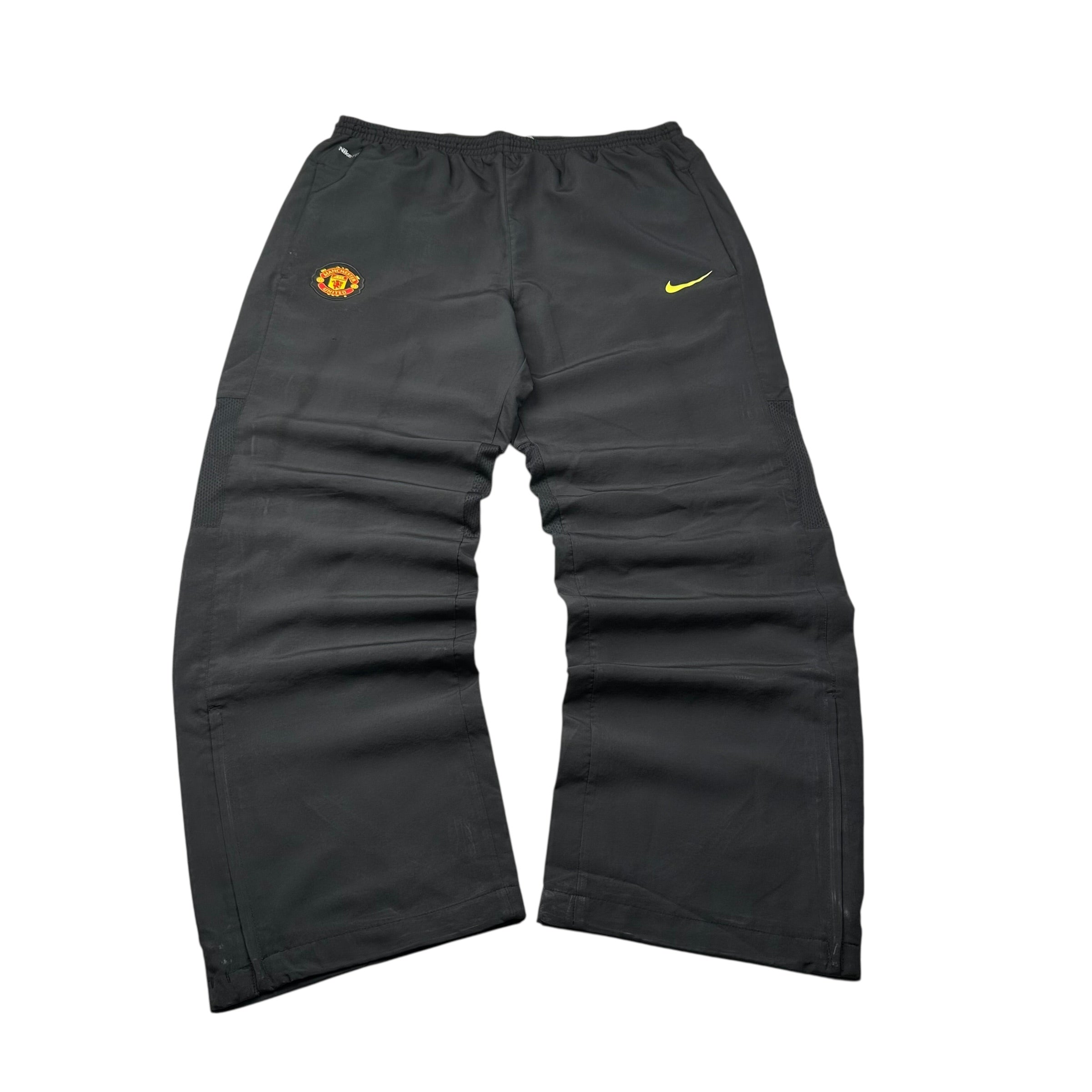 Nike Manchester United Tracksuit (XL)
