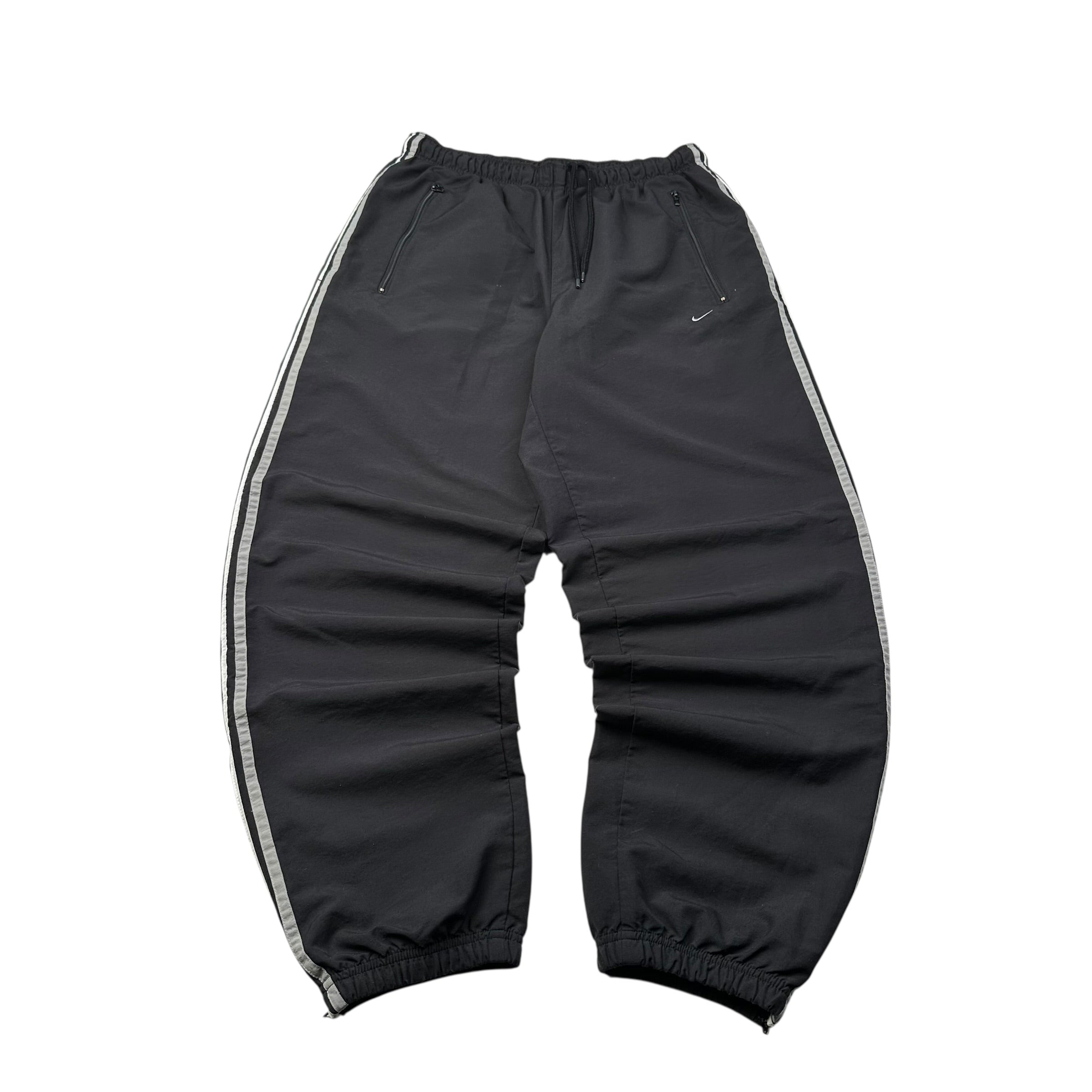 Nike Tracksuit (L)