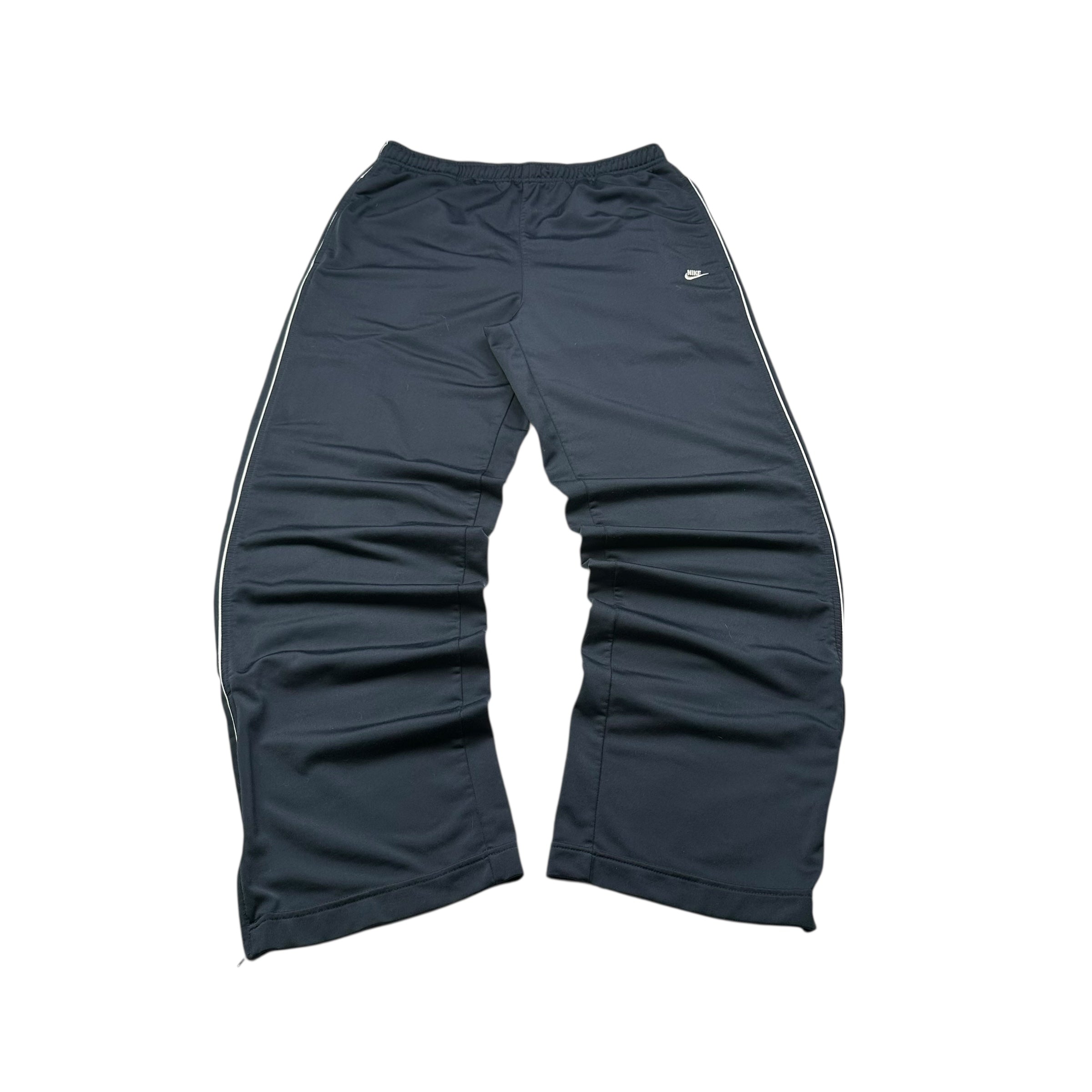 Nike Tracksuit (XL)