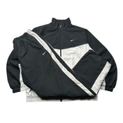 Nike Tracksuit (XL)