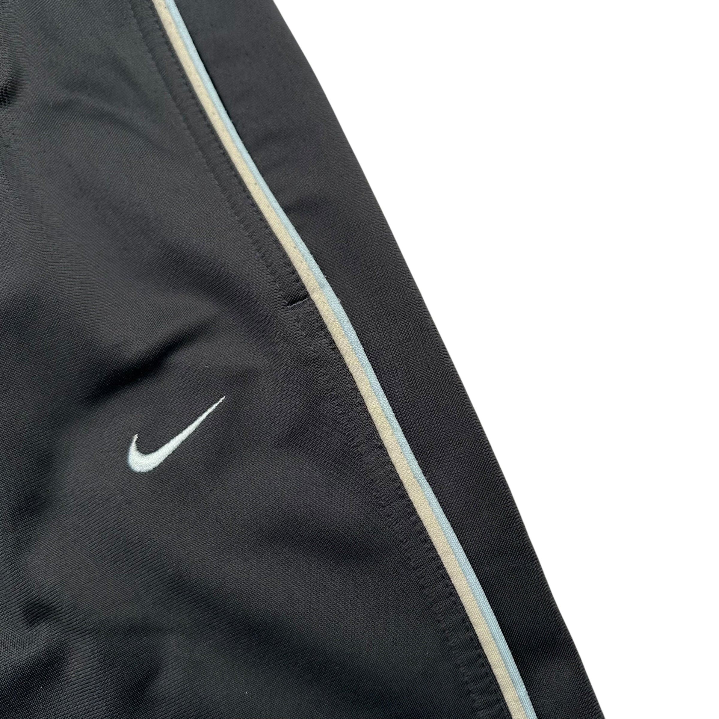 Nike Tracksuit (XL)