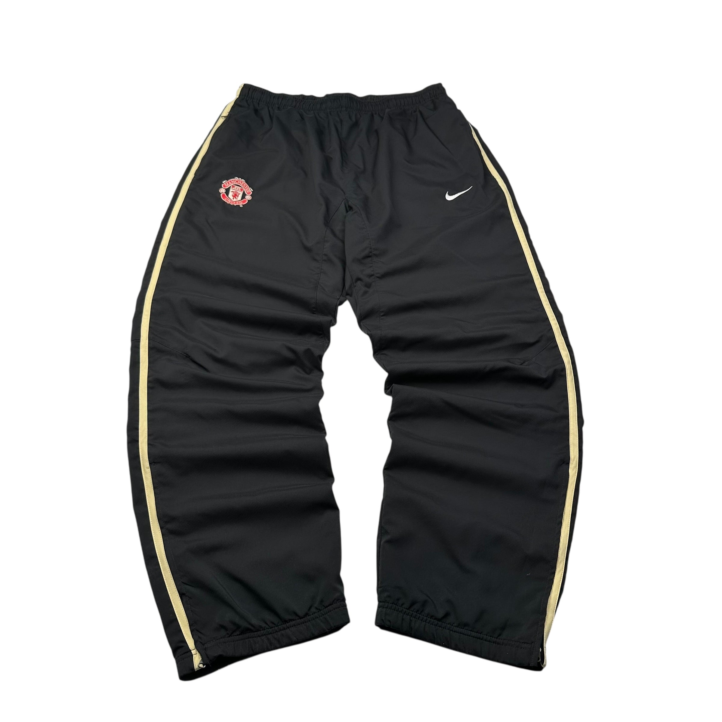 Rare Nike Manchester United Tracksuit (XL)