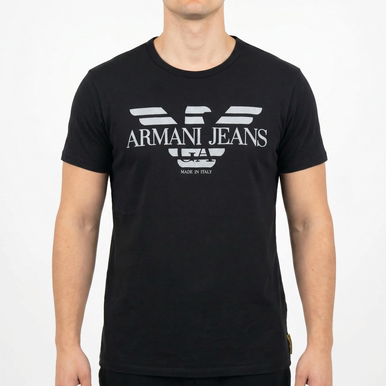 Armani T-Shirt (M)