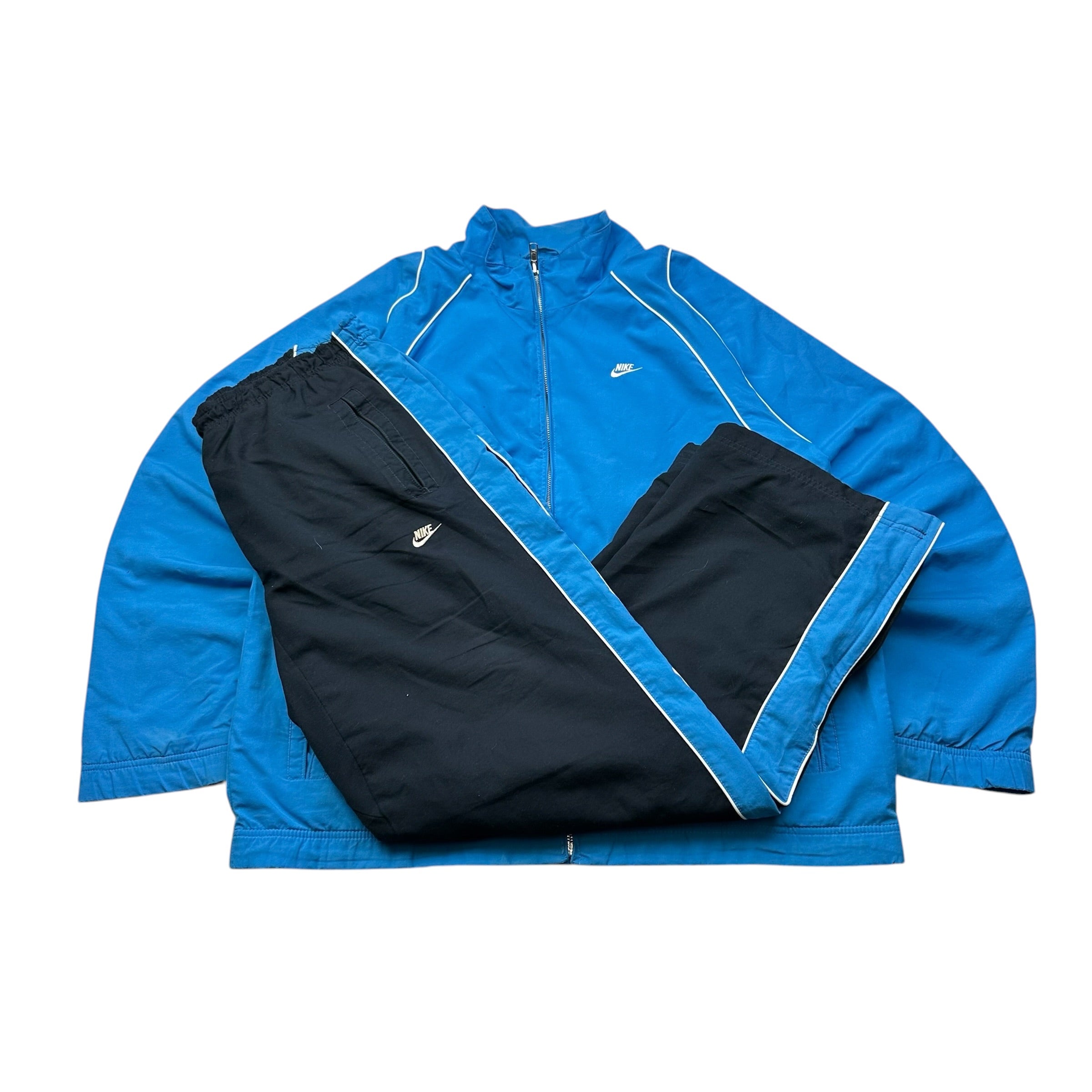 Nike Tracksuit (XL)