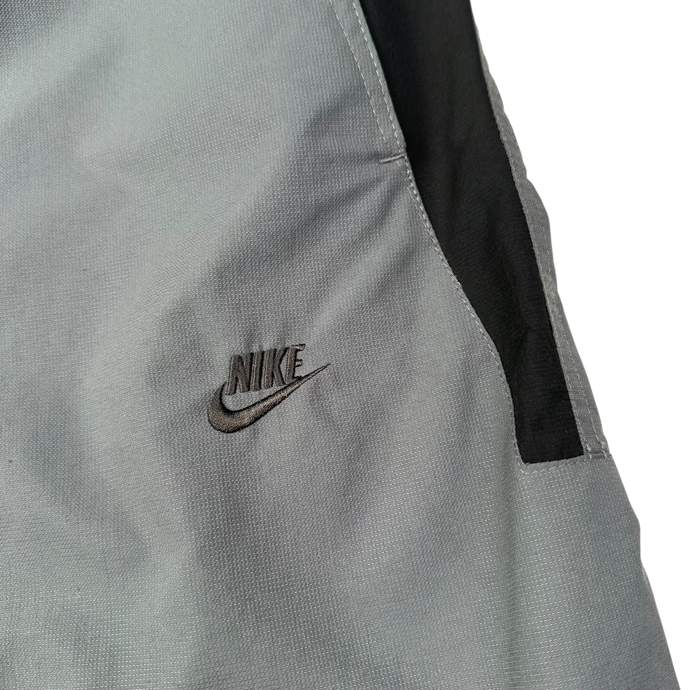 Nike AIR Tracksuit (L)