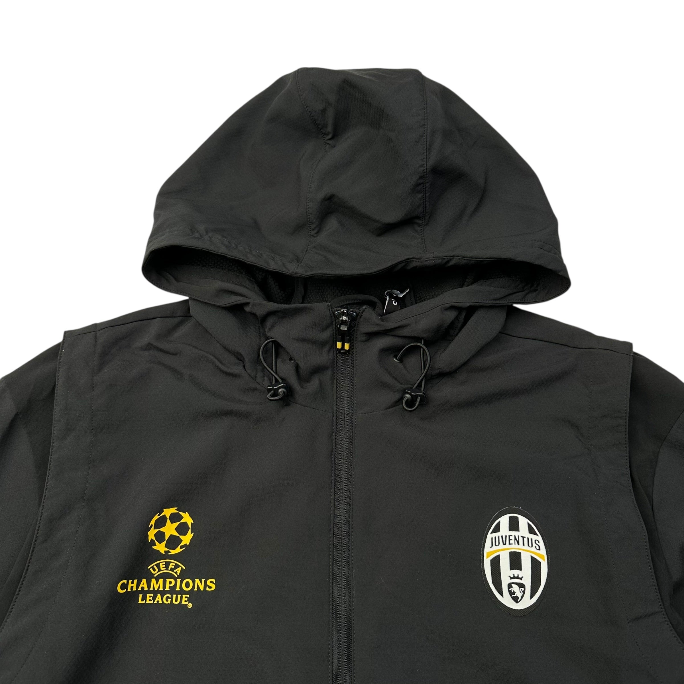 Adidas Juventus Turin Tracksuit (M)