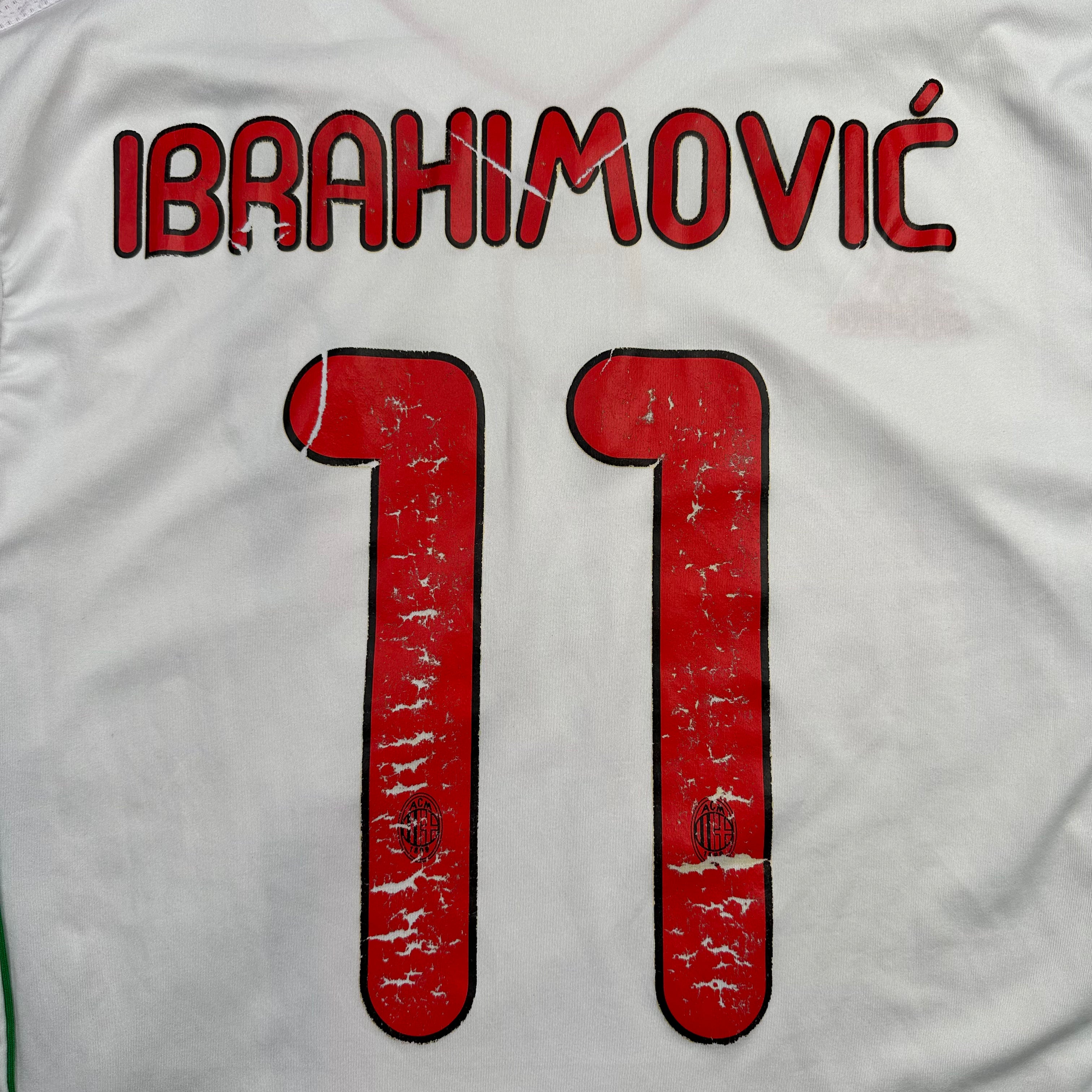 Adidas AC Milan Imbrahimovic Jersey (XL)
