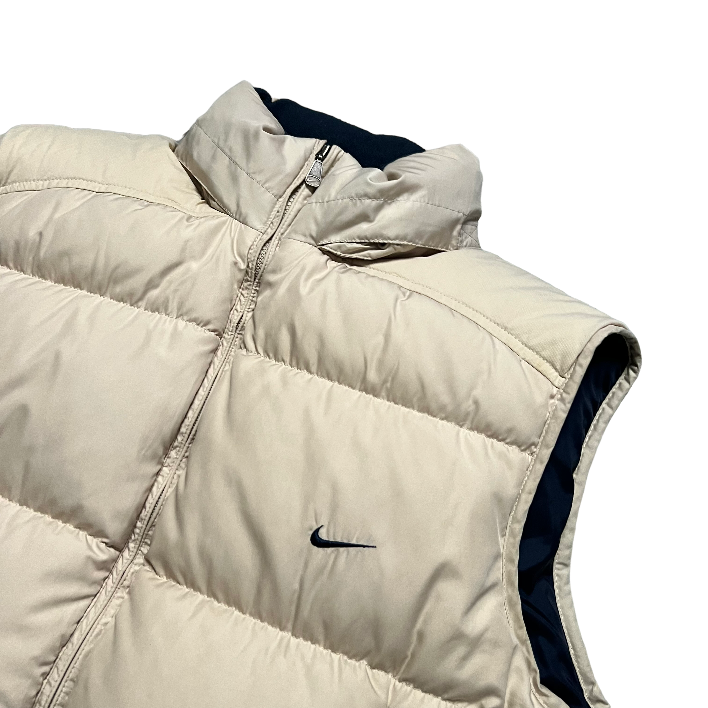 Nike Puffer Vest (L) KikiVintage