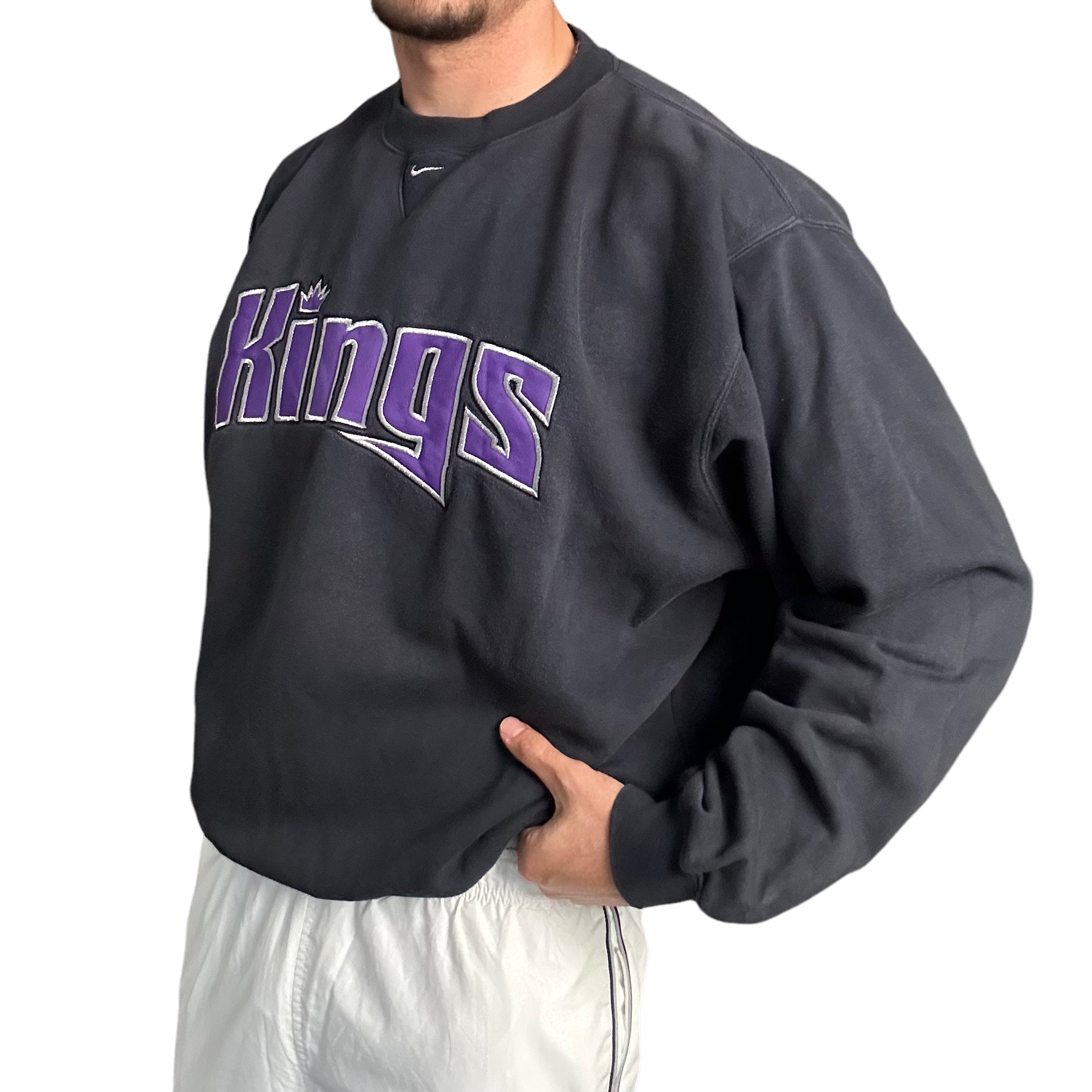 Rare Nike Sweater (L) KikiVintage