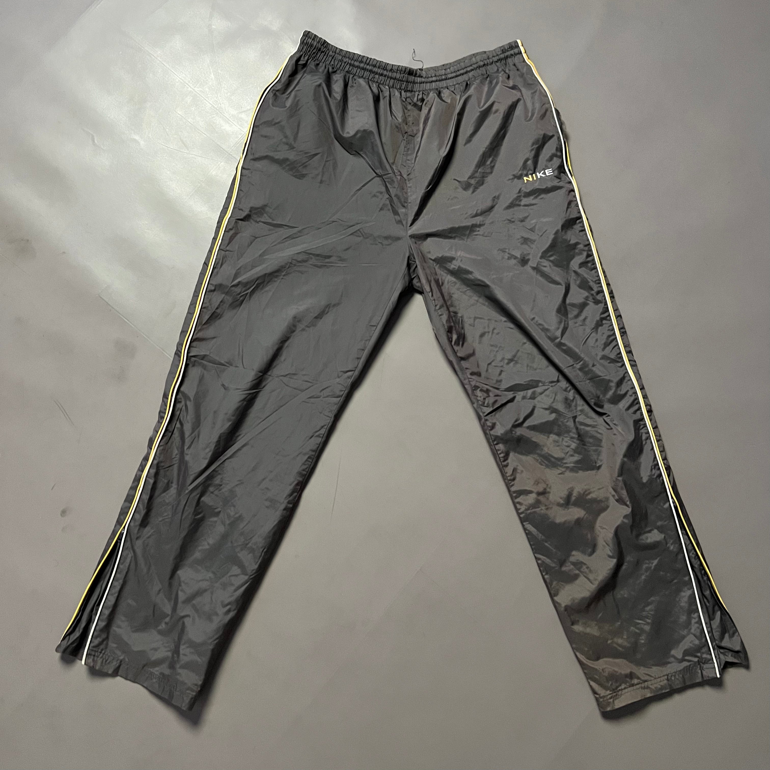 Rare Nike Trackpants (L) KikiVintage